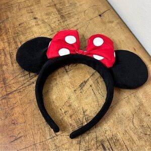 Disney Minnie mouse adult headband pre-worn good condition tag has been removed